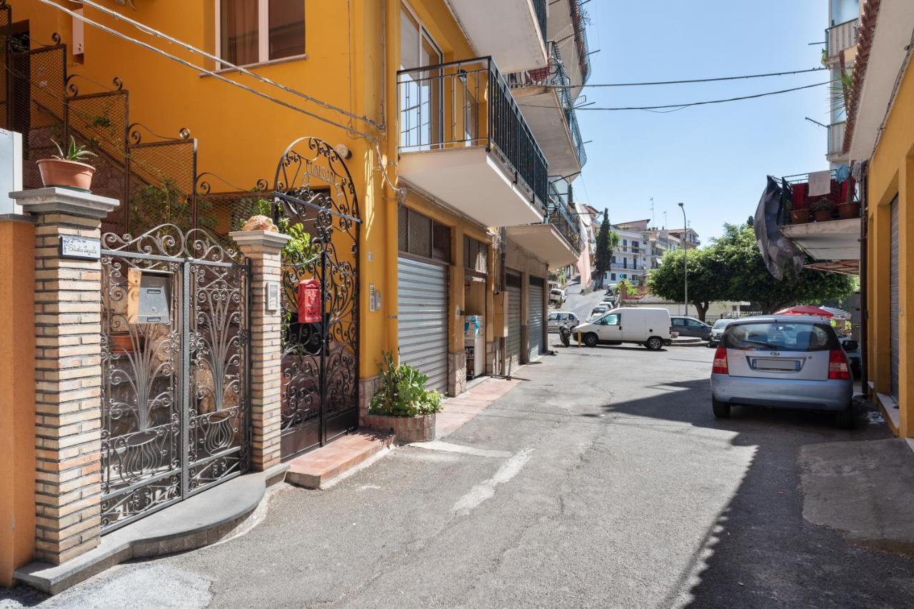 Taormina Mela'S Holidays Near The Historic Center Apartment Bagian luar foto