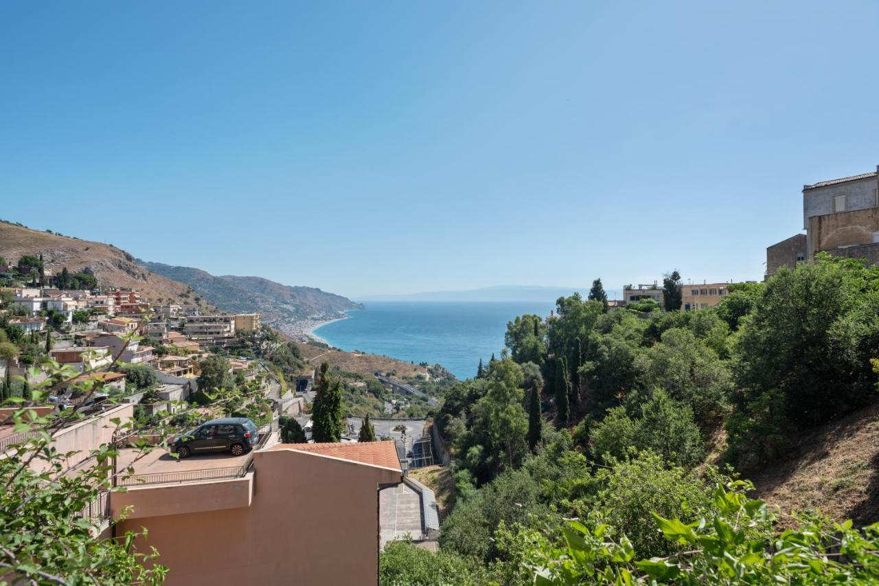 Taormina Mela'S Holidays Near The Historic Center Apartment Bagian luar foto